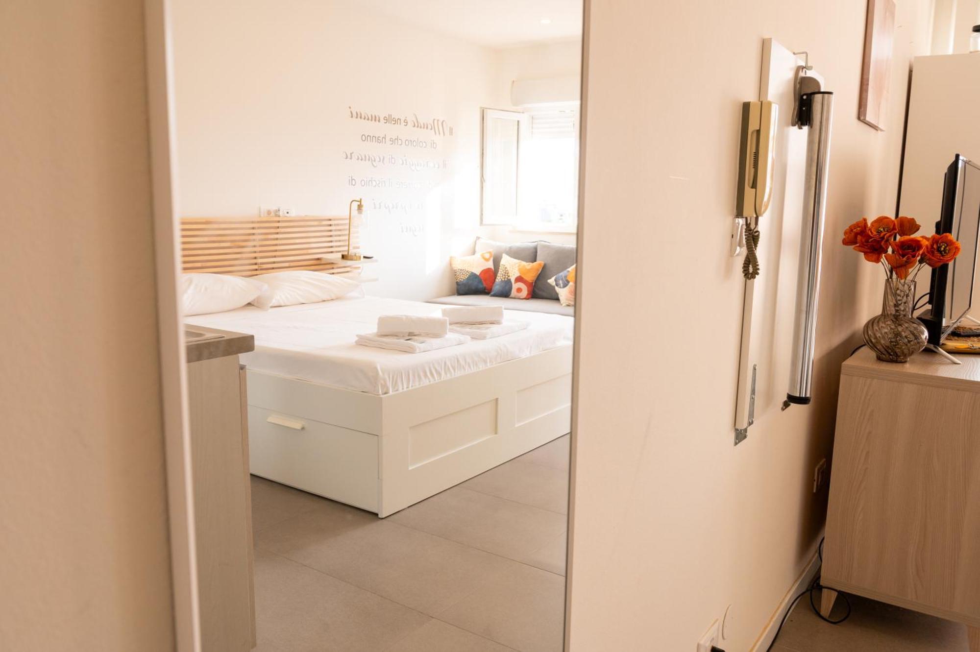 Monolocale Con Terrazza E Cucina Apartamento Lignano Sabbiadoro Exterior foto