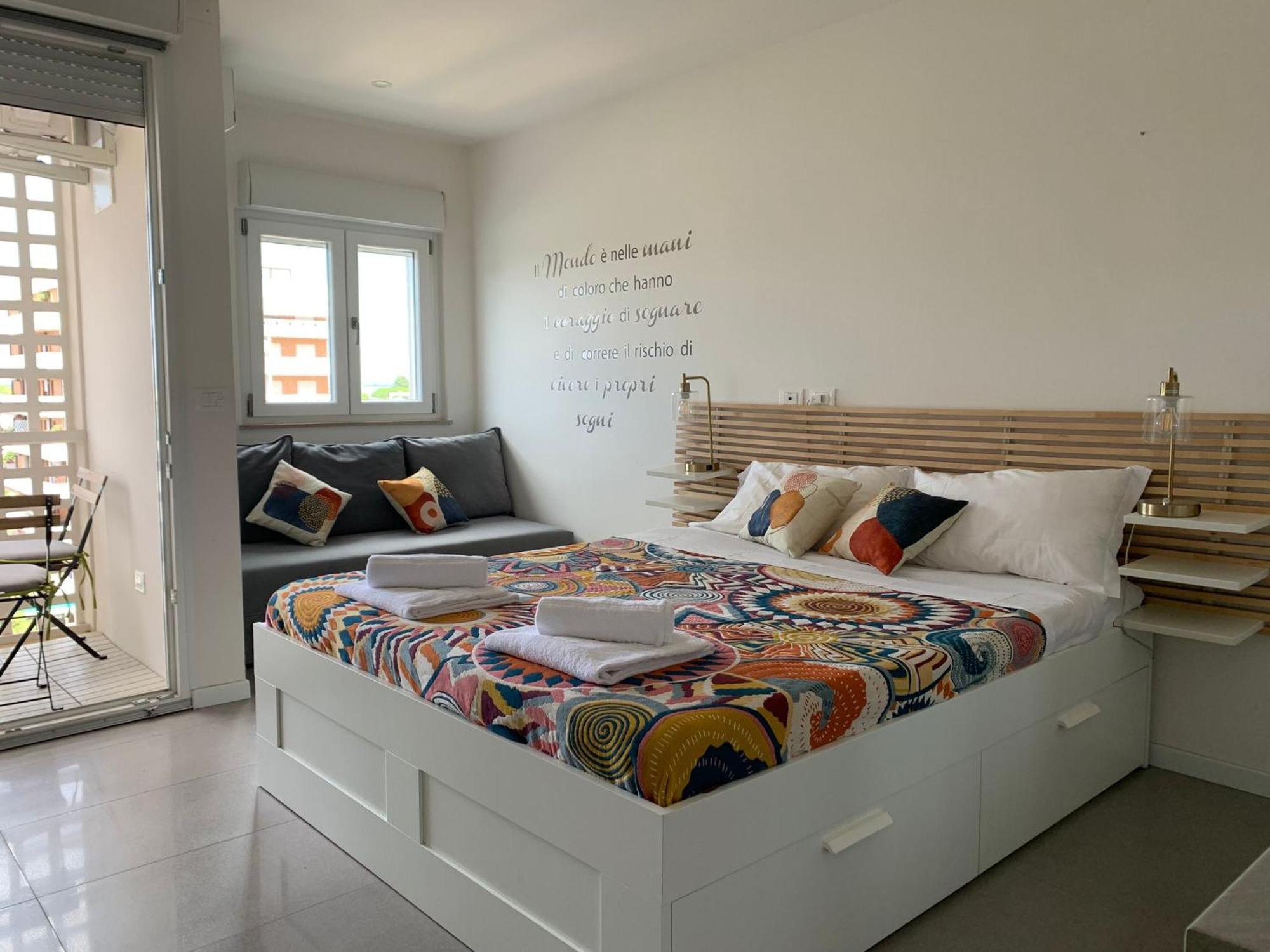 Monolocale Con Terrazza E Cucina Apartamento Lignano Sabbiadoro Exterior foto